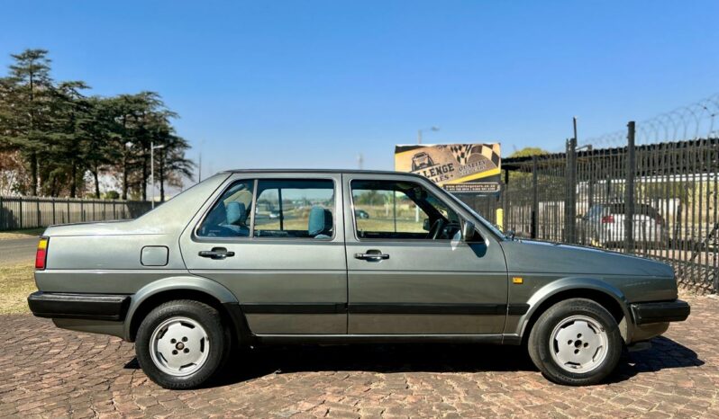 
								1991 Volkswagen Jetta II 1.8 CLX Auto full									