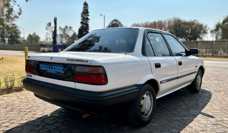 
								1993 Toyota Corolla 1.3 L full									