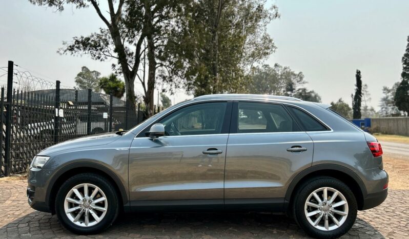 
								2014 Audi Q3 2.0TDI SE full									