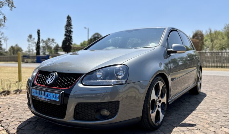 
								2005 Volkswagen Golf GTi full									