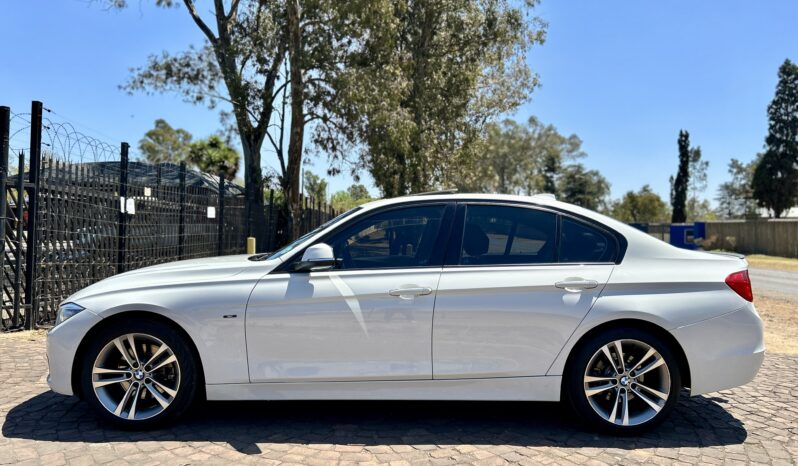 
								2014 BMW 3 Series 328i Sport Auto full									