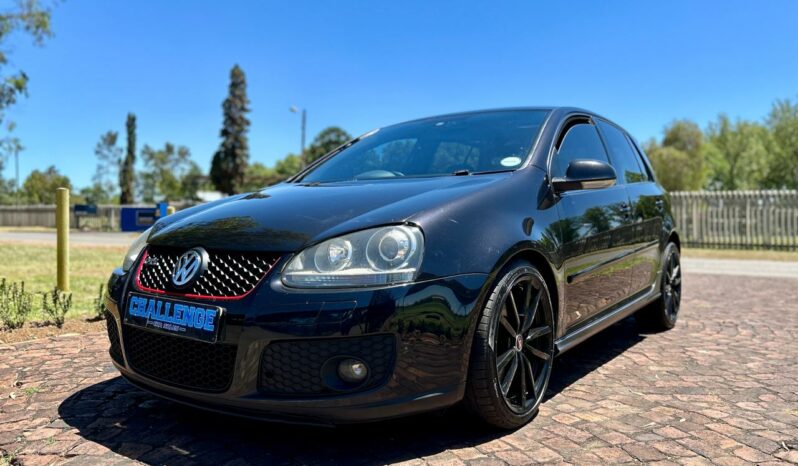 
								Volkswagen Golf GTI DSG full									