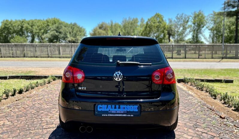 
								Volkswagen Golf GTI DSG full									