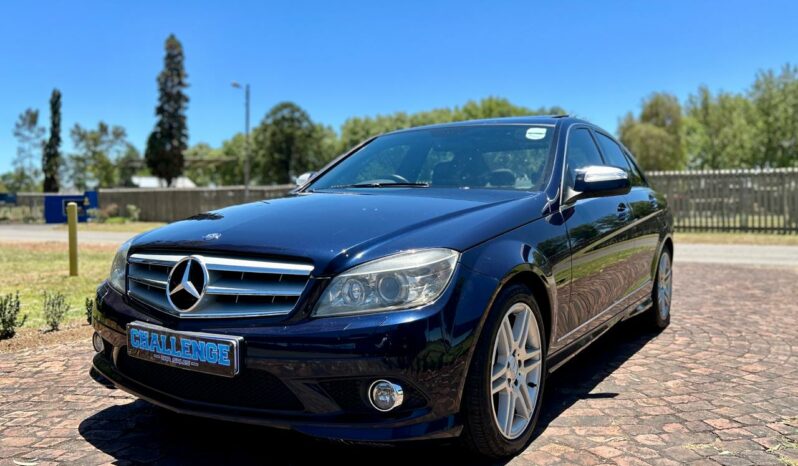 
								Mercedes-Benz C-Class C200k Avantgarde AMG full									