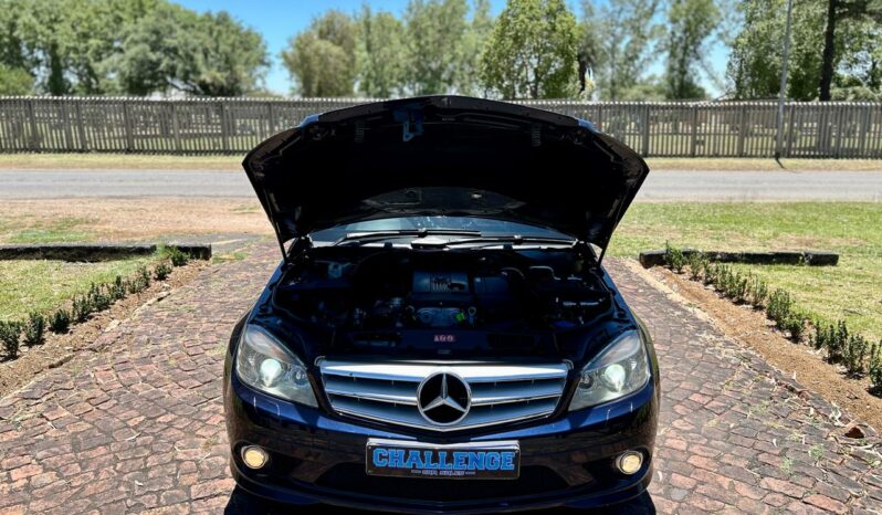 
								Mercedes-Benz C-Class C200k Avantgarde AMG full									