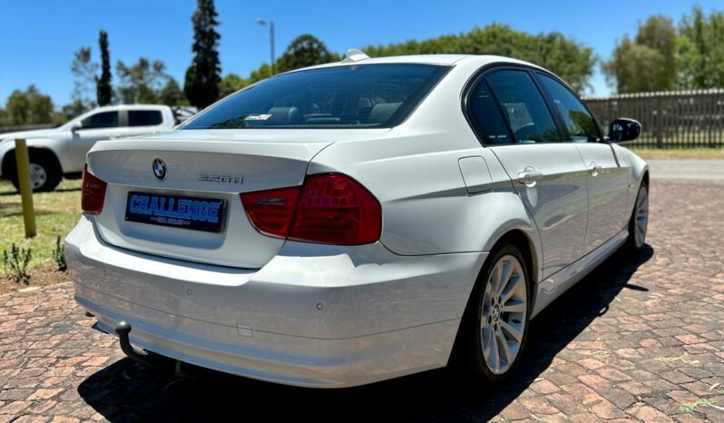 
								BMW 3 Series 320d Exclusive Auto full									