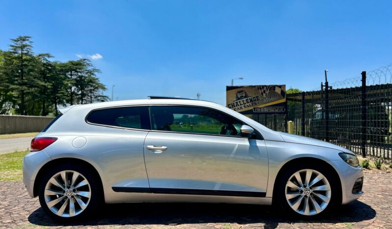 
								Volkswagen Scirocco 2.0TSI Sportline full									