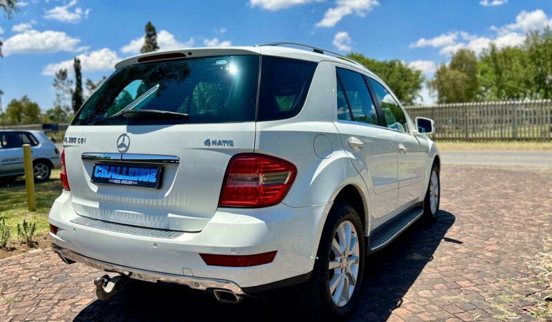 
								Mercedes-Benz ML350CDI Grand Edition full									