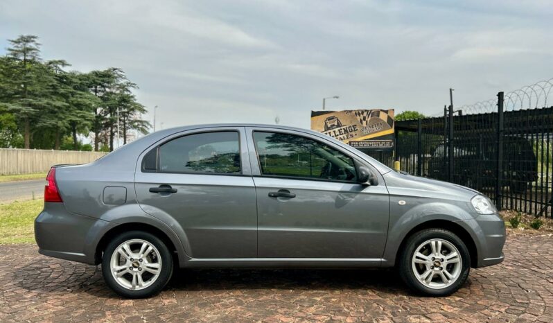 
								Chevrolet Aveo Sedan 1.6 L full									