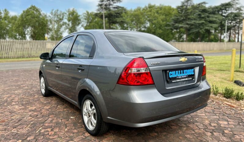 
								Chevrolet Aveo Sedan 1.6 L full									