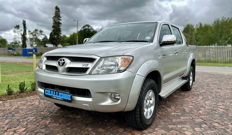 
								Toyota Hilux V6 4.0 Double Cab 4×4 Raider full									