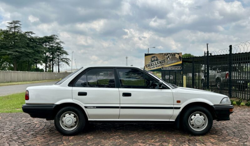 
								Toyota Corolla 1.3 L full									