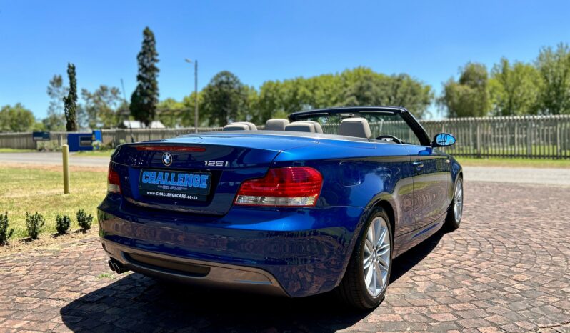 
								BMW 1 Series 125i Convertible M Sport full									