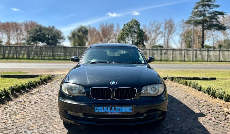 
								BMW 1 Series 116i 3-Door full									