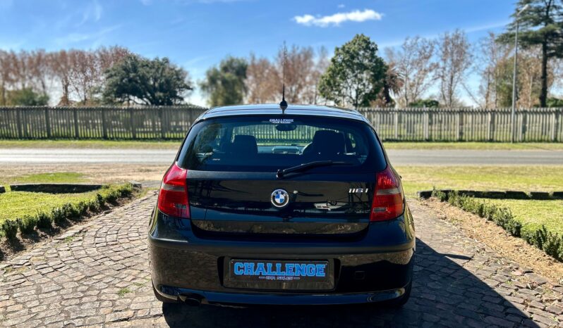 
								BMW 1 Series 116i 3-Door full									