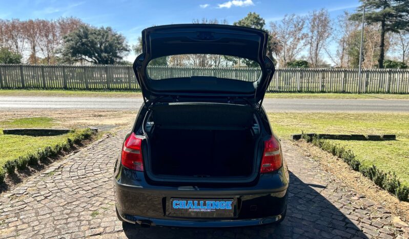 
								BMW 1 Series 116i 3-Door full									