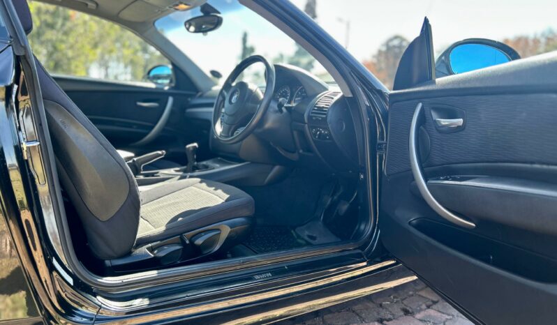 
								BMW 1 Series 116i 3-Door full									