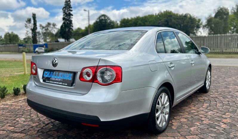 
								Volkswagen Jetta 1.9TDI Comfortline full									