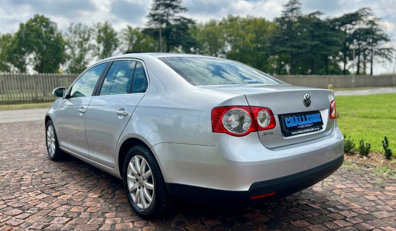 
								Volkswagen Jetta 1.9TDI Comfortline full									