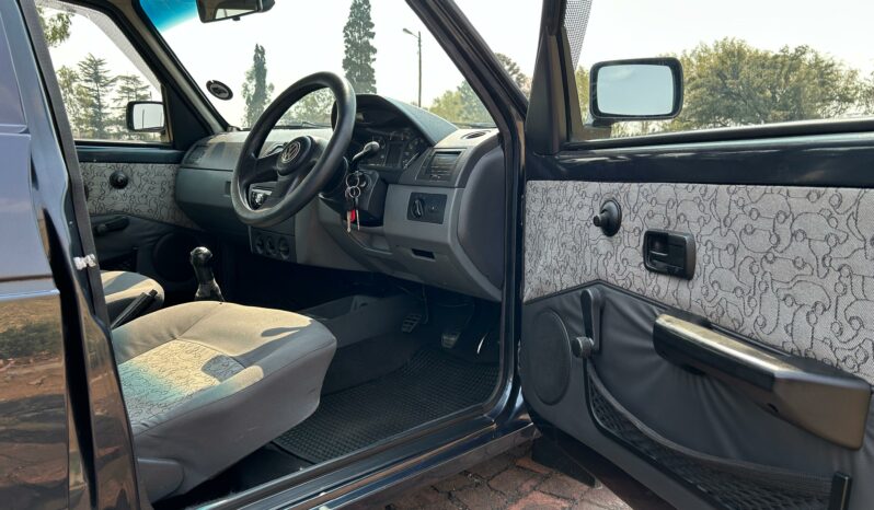 
								Volkswagen Citi 1.4i full									