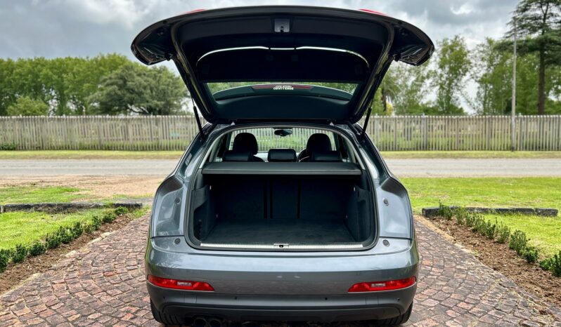 
								2014 Audi Q3 2.0TDI SE full									