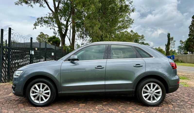 
								2014 Audi Q3 2.0TDI SE full									