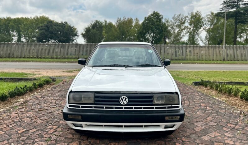 
								Volkswagen Jetta 2.0 16V Exec full									