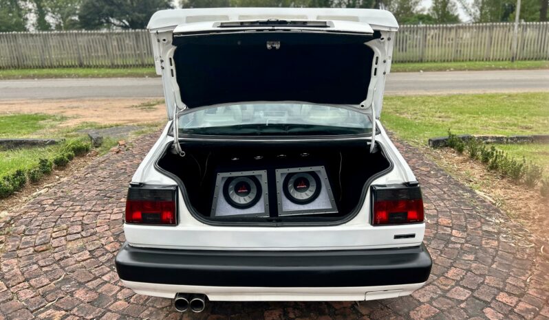 
								Volkswagen Jetta 2.0 16V Exec full									