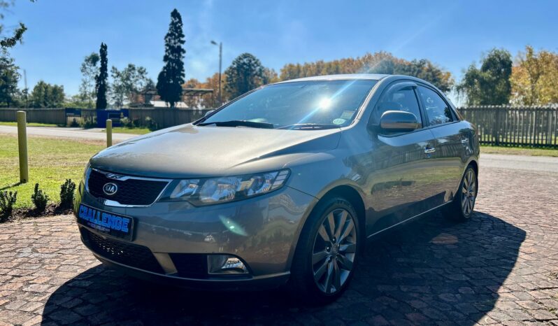 
								Kia Cerato Sedan 2.0 SX full									