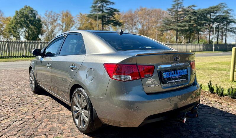 
								Kia Cerato Sedan 2.0 SX full									