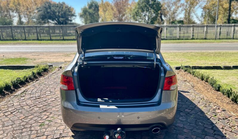 
								Kia Cerato Sedan 2.0 SX full									