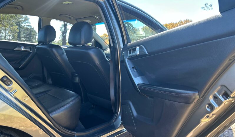 
								Kia Cerato Sedan 2.0 SX full									