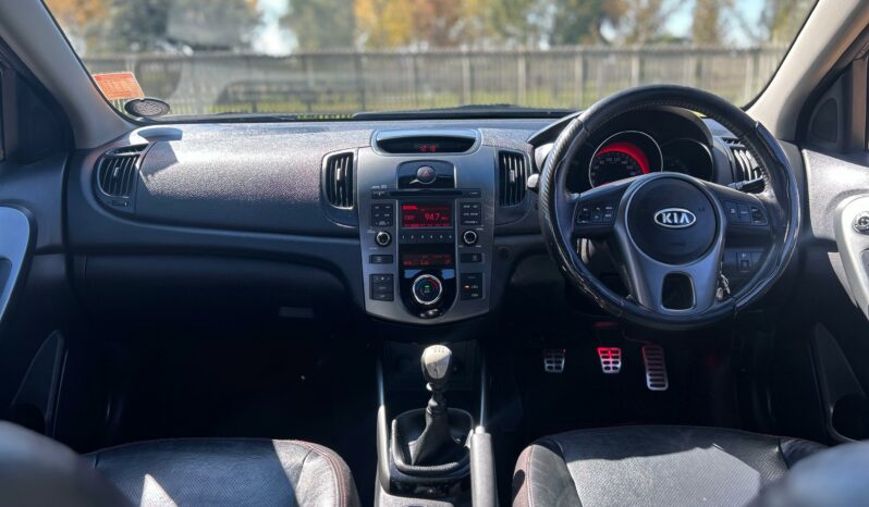 
								Kia Cerato Sedan 2.0 SX full									