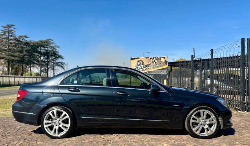 
								Mercedes-Benz C-Class C350CDI Elegance full									