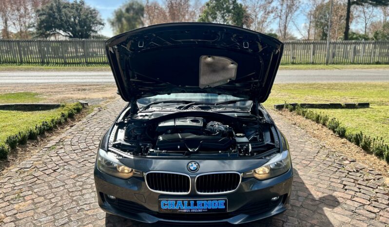 
								BMW 3 Series 316i Auto full									