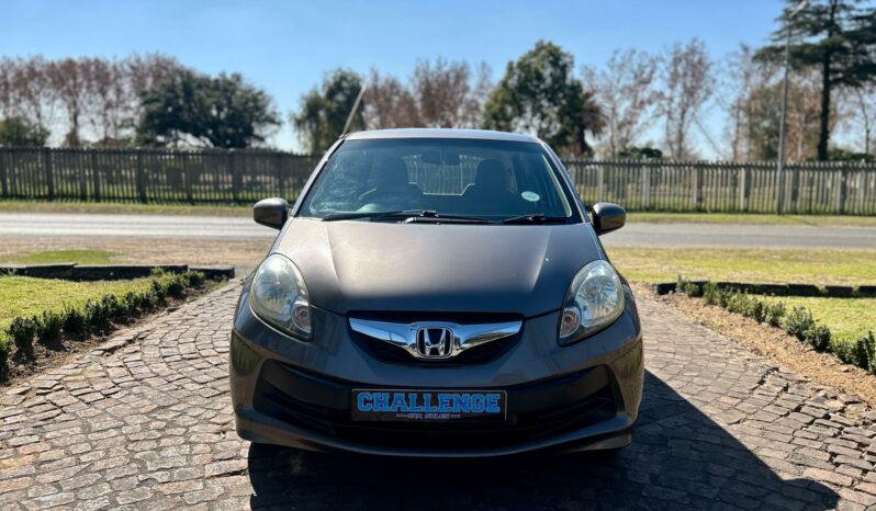 
								Honda Brio Hatch 1.2 Comfort full									