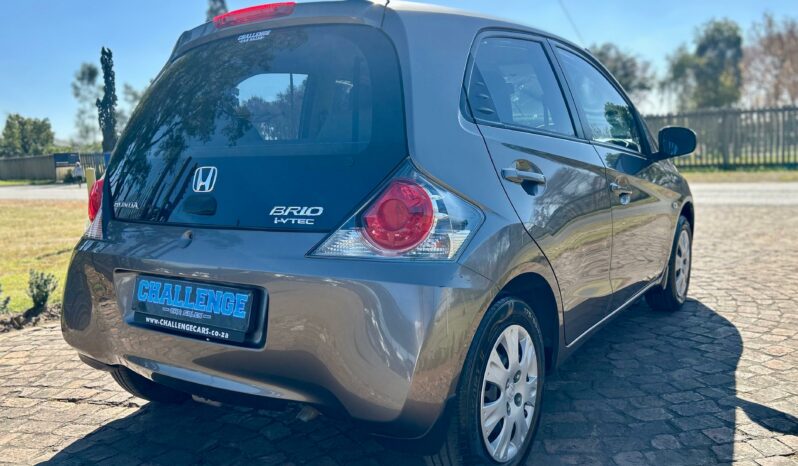 
								Honda Brio Hatch 1.2 Comfort full									