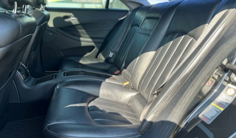 
								Mercedes-Benz CLS CLS500 full									