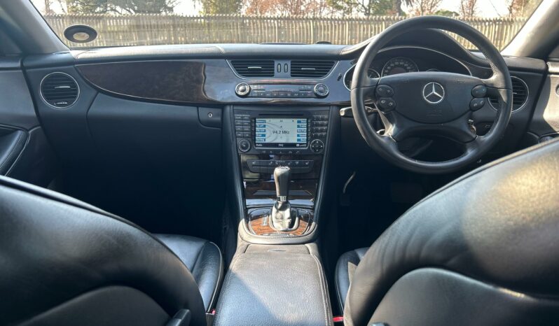 
								Mercedes-Benz CLS CLS500 full									