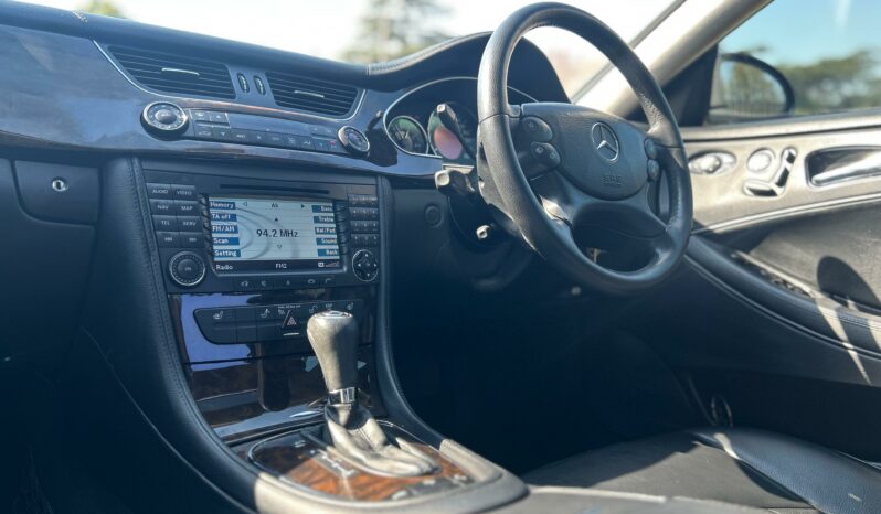 
								Mercedes-Benz CLS CLS500 full									