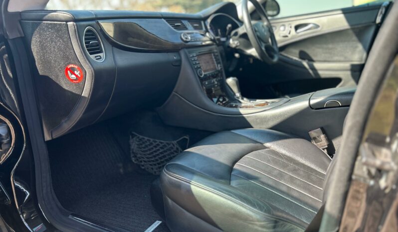 
								Mercedes-Benz CLS CLS500 full									