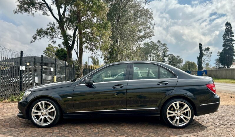 
								Mercedes-Benz C-Class C350CDI Elegance full									