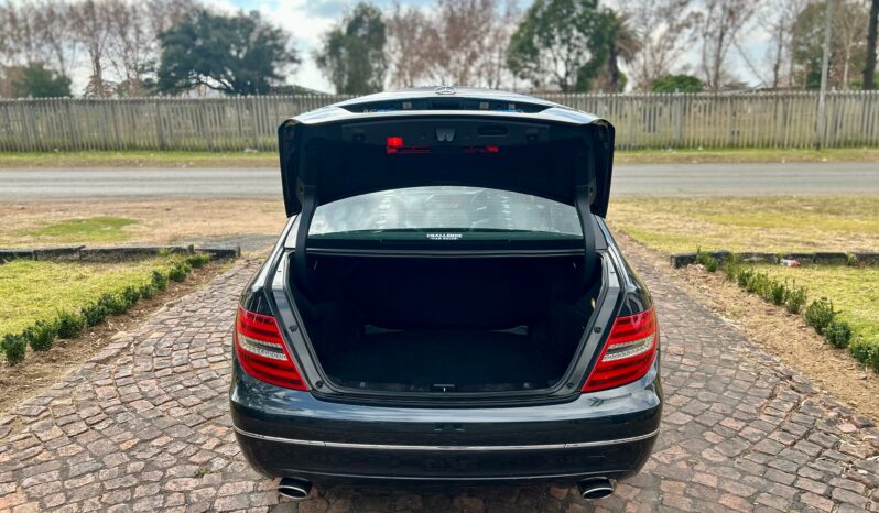 
								Mercedes-Benz C-Class C350CDI Elegance full									