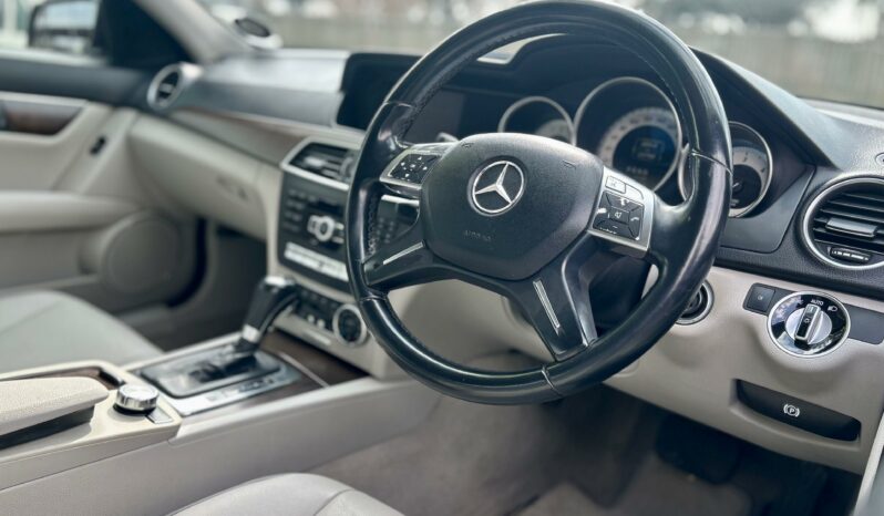 
								Mercedes-Benz C-Class C350CDI Elegance full									