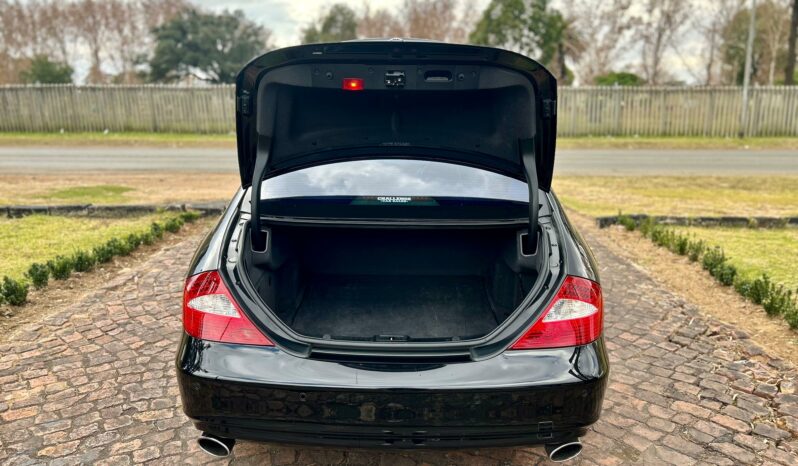 
								Mercedes-Benz CLS CLS500 full									