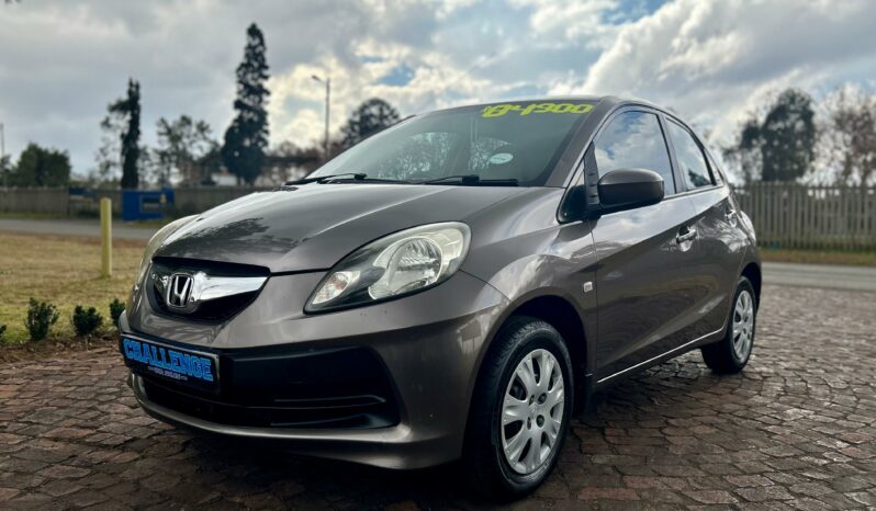 
								Honda Brio Hatch 1.2 Comfort full									