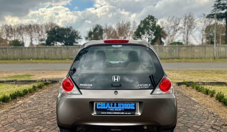 
								Honda Brio Hatch 1.2 Comfort full									