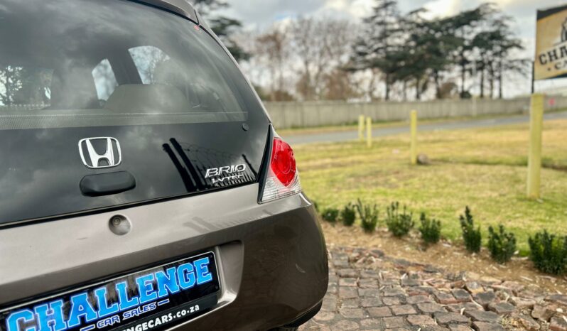 
								Honda Brio Hatch 1.2 Comfort full									