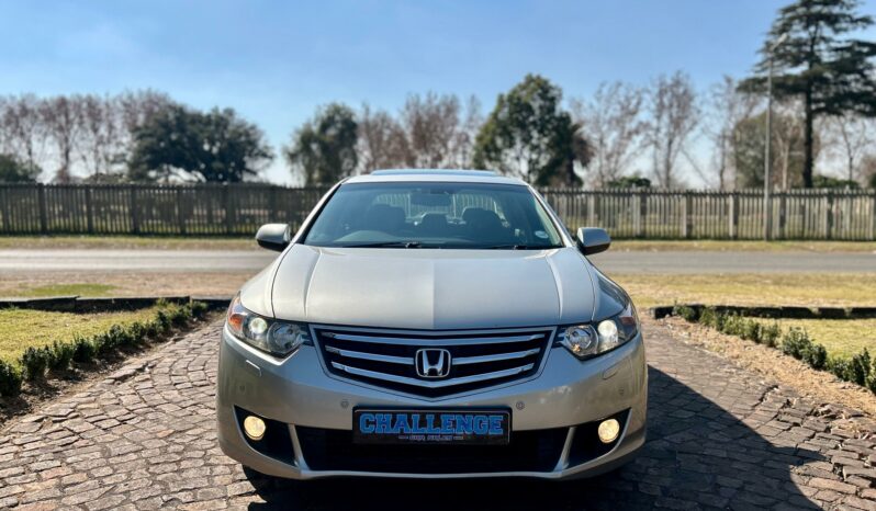 
								Honda Accord 2.4 Executive full									