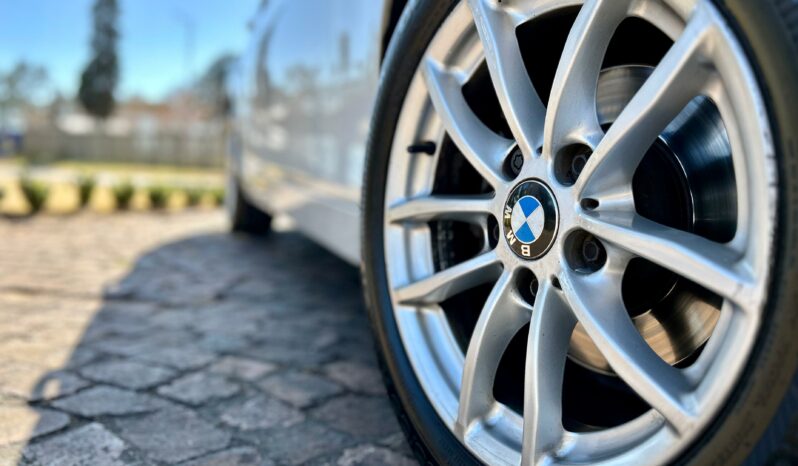 
								BMW 1 Series 118i 5-Door Auto full									
